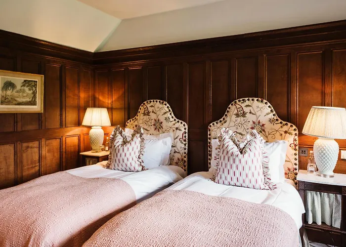 Hever Castle Luxury Bed And Breakfast